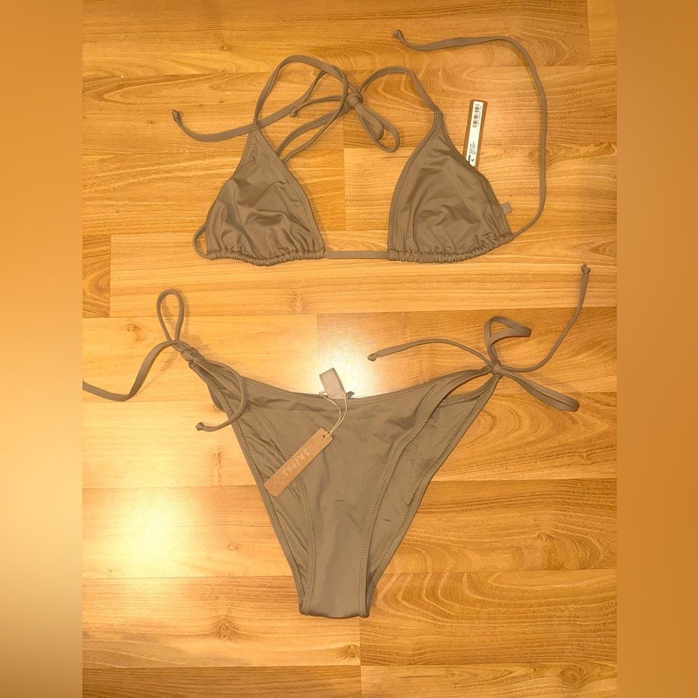 SKIMS Triangle Bikini Set in color Desert size Large New With Tags
